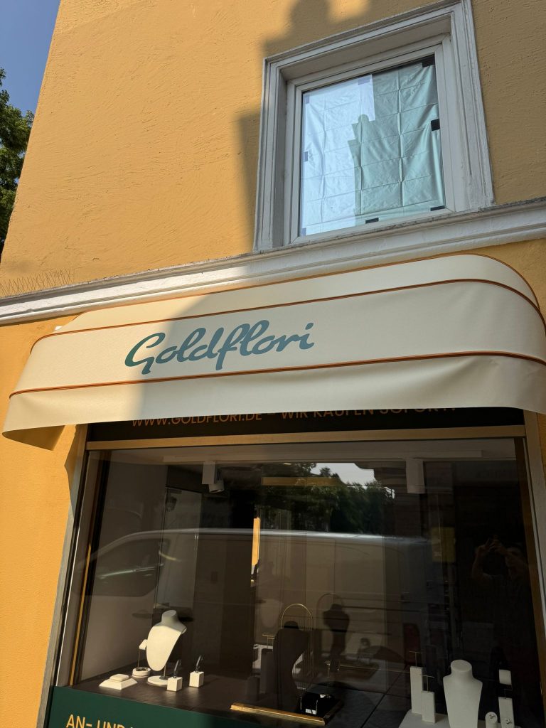 Berger Korbmarkisen Muenchen Hallbergmoos Gastromarkisen Goldflori6